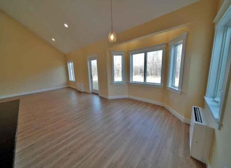 15 Lilac Lane Houlton ME 04730