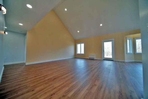 15 Lilac Lane Houlton ME 04730