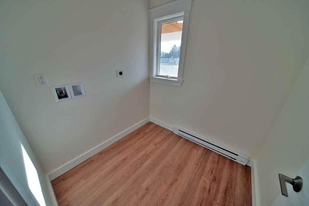 15 Lilac Lane Houlton ME 04730