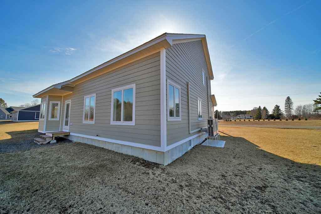 15 Lilac Lane Houlton ME 04730
