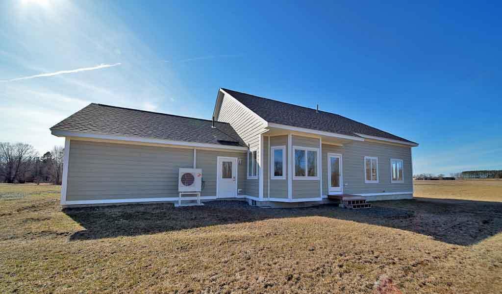 15 Lilac Lane Houlton ME 04730