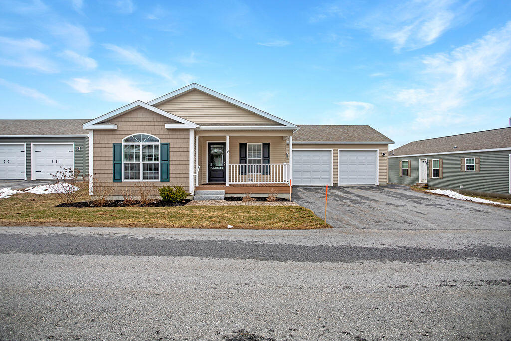 9 David Drive Scarborough ME 04074