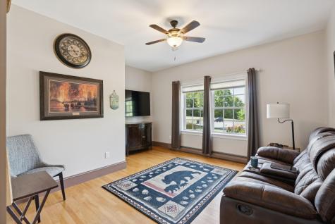 29 Victoria Lane Windham ME 04062