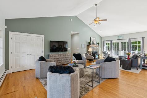 29 Victoria Lane Windham ME 04062