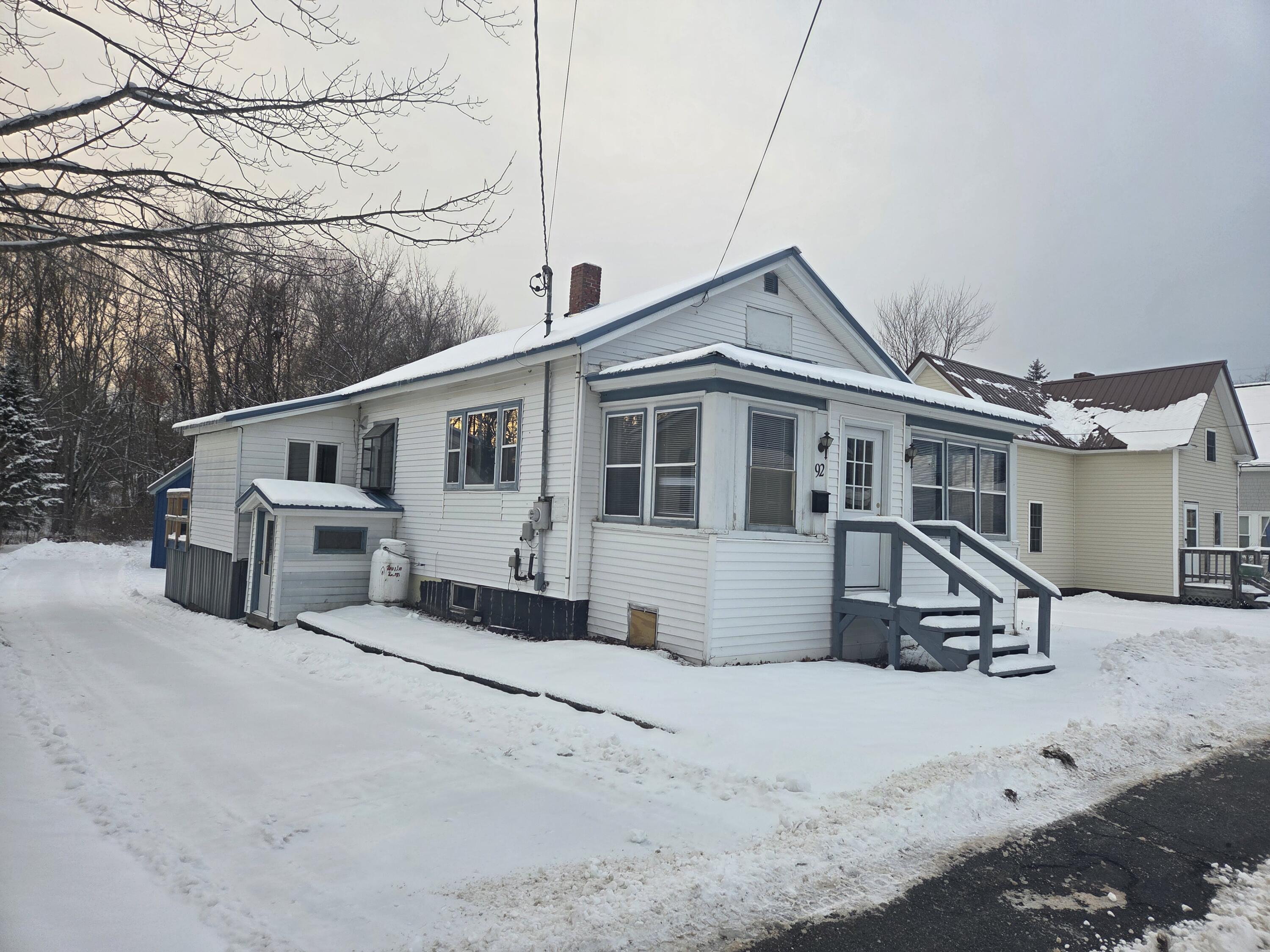 92 Bates Street Millinocket ME 04462