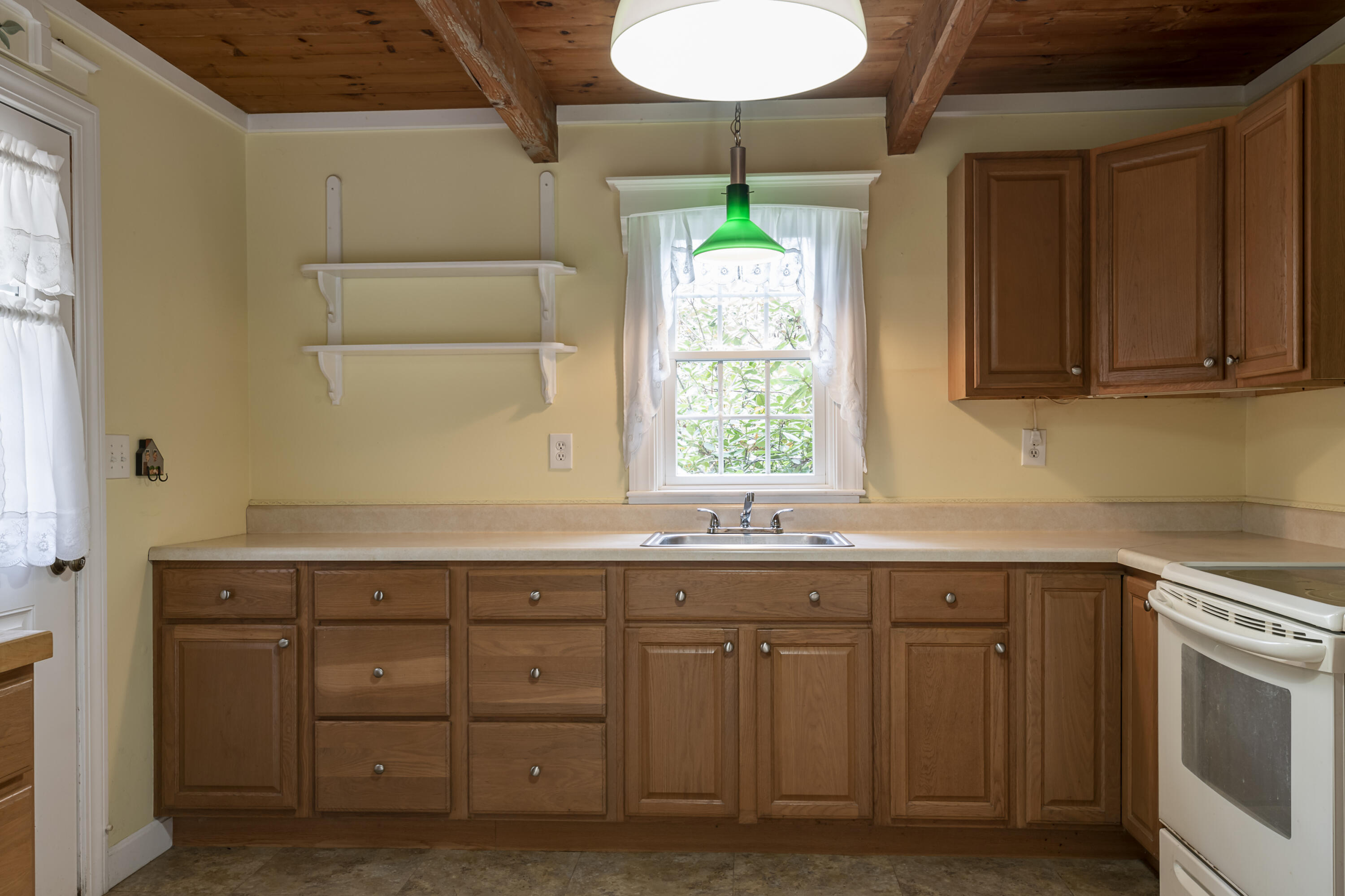 12 Tank Farm Lane Bath ME 04530