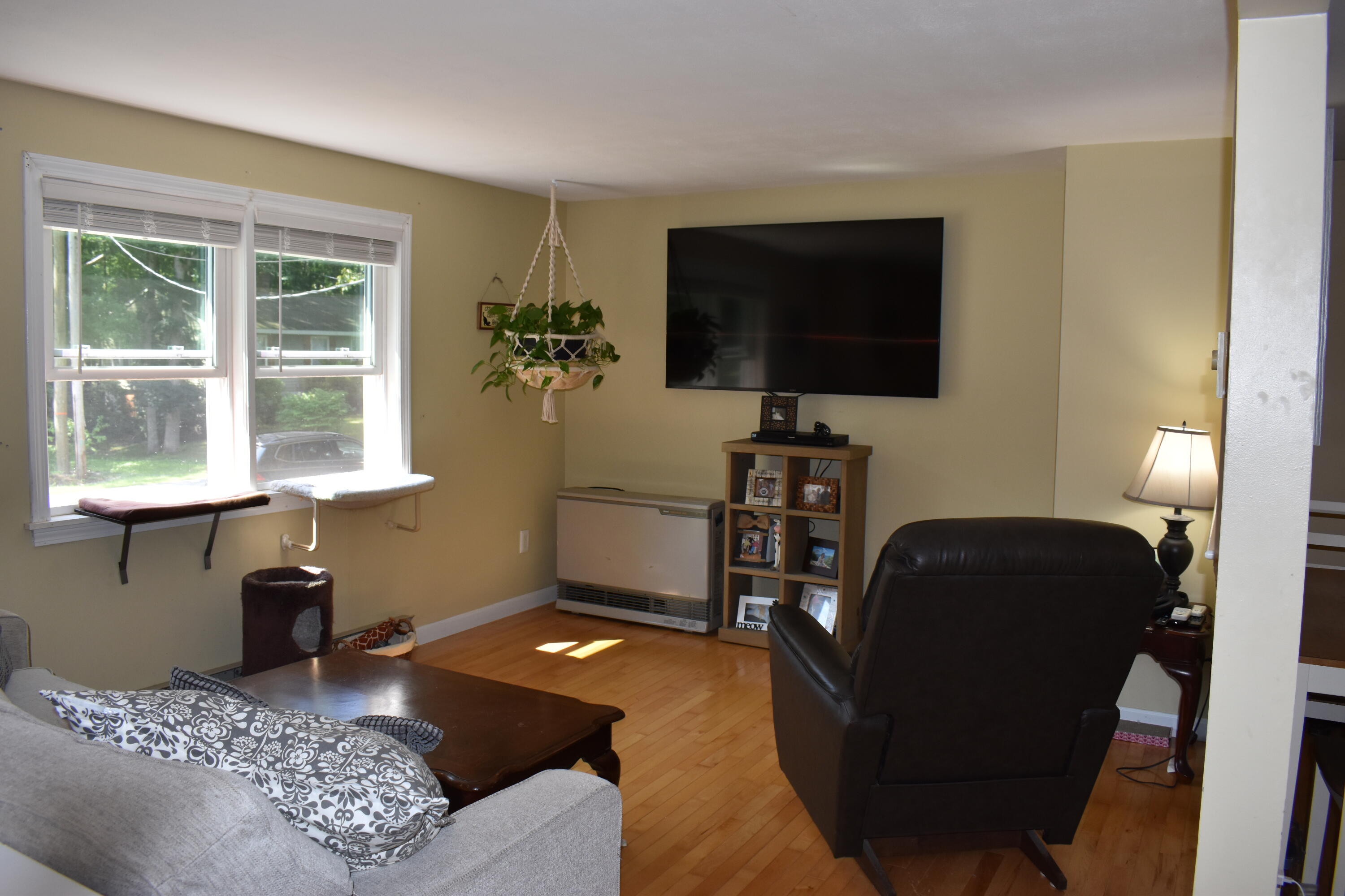 24 Brunell Avenue Sanford ME 04073