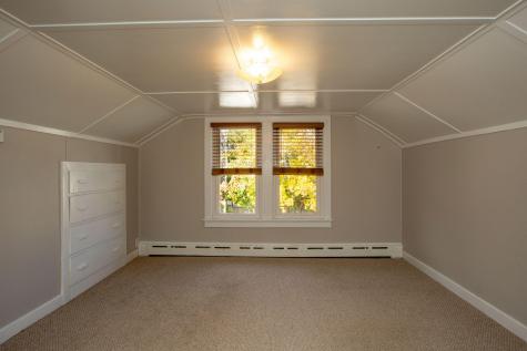 6 Shirley Street Lewiston ME 04240