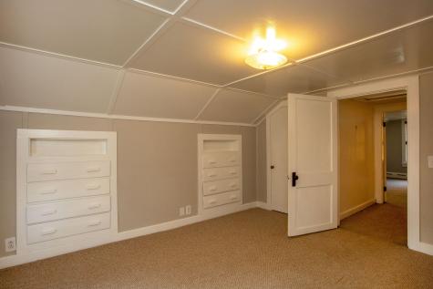 6 Shirley Street Lewiston ME 04240
