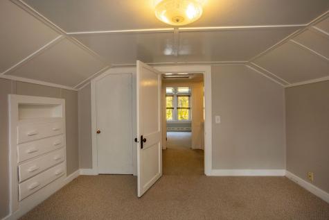 6 Shirley Street Lewiston ME 04240