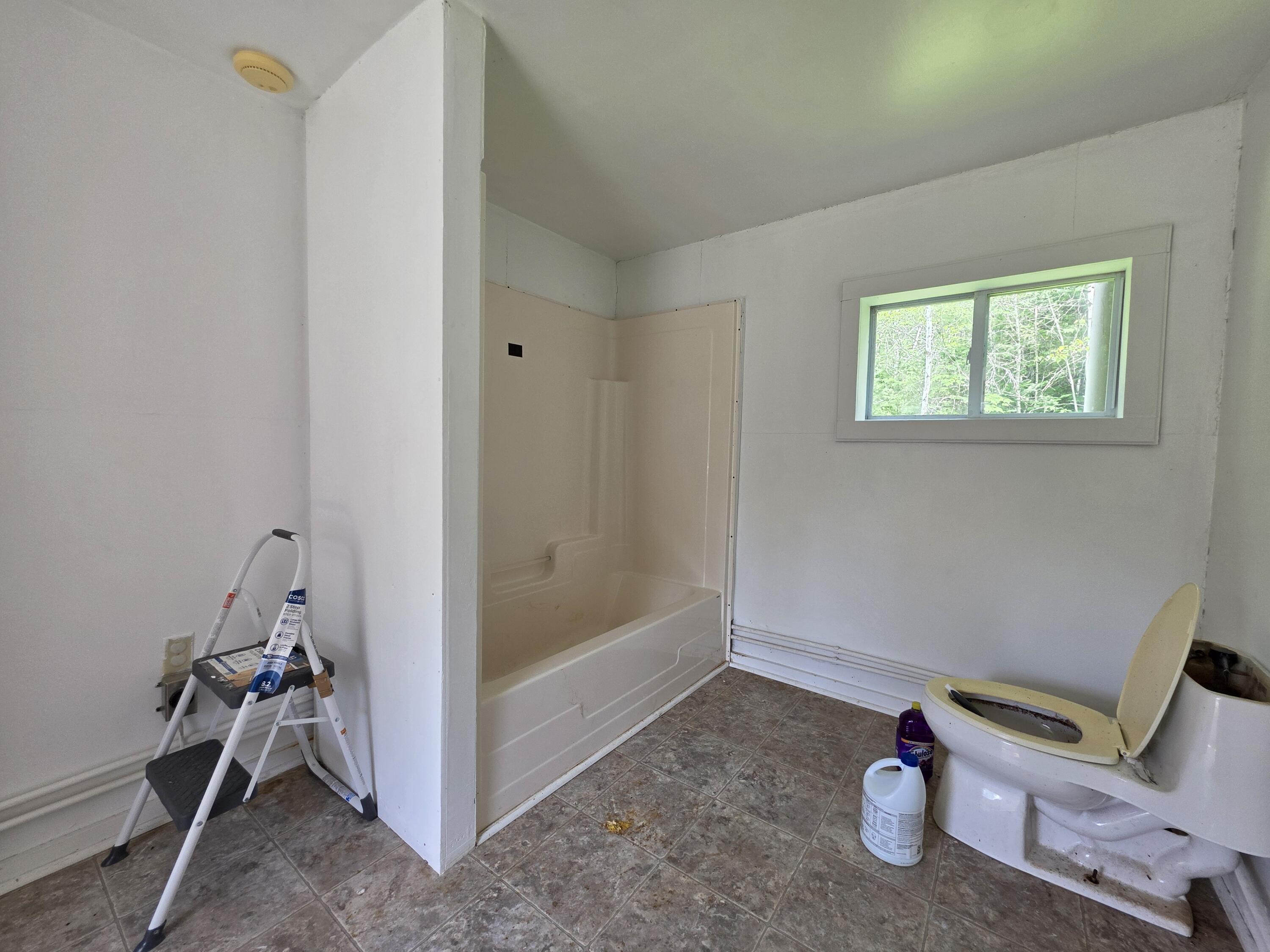 38 Andrews Road Drew Plt ME 04497