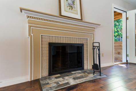 36 Woodlawn Avenue Auburn ME 04210