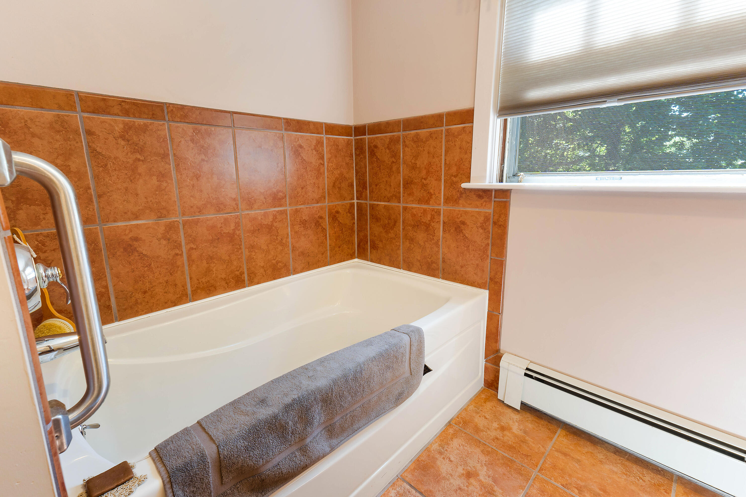 36 Woodlawn Avenue Auburn ME 04210