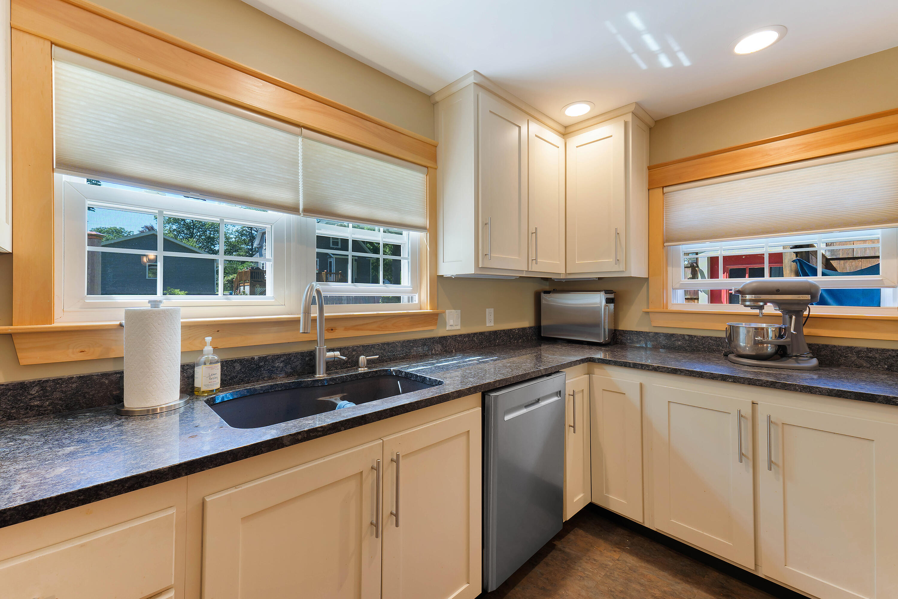 36 Woodlawn Avenue Auburn ME 04210