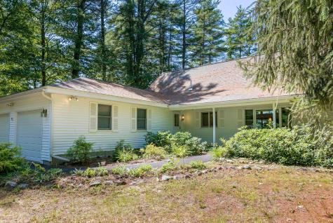 241 Pride Farm Road Falmouth ME 04105
