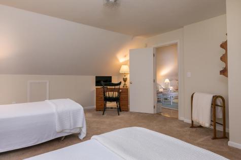 241 Pride Farm Road Falmouth ME 04105