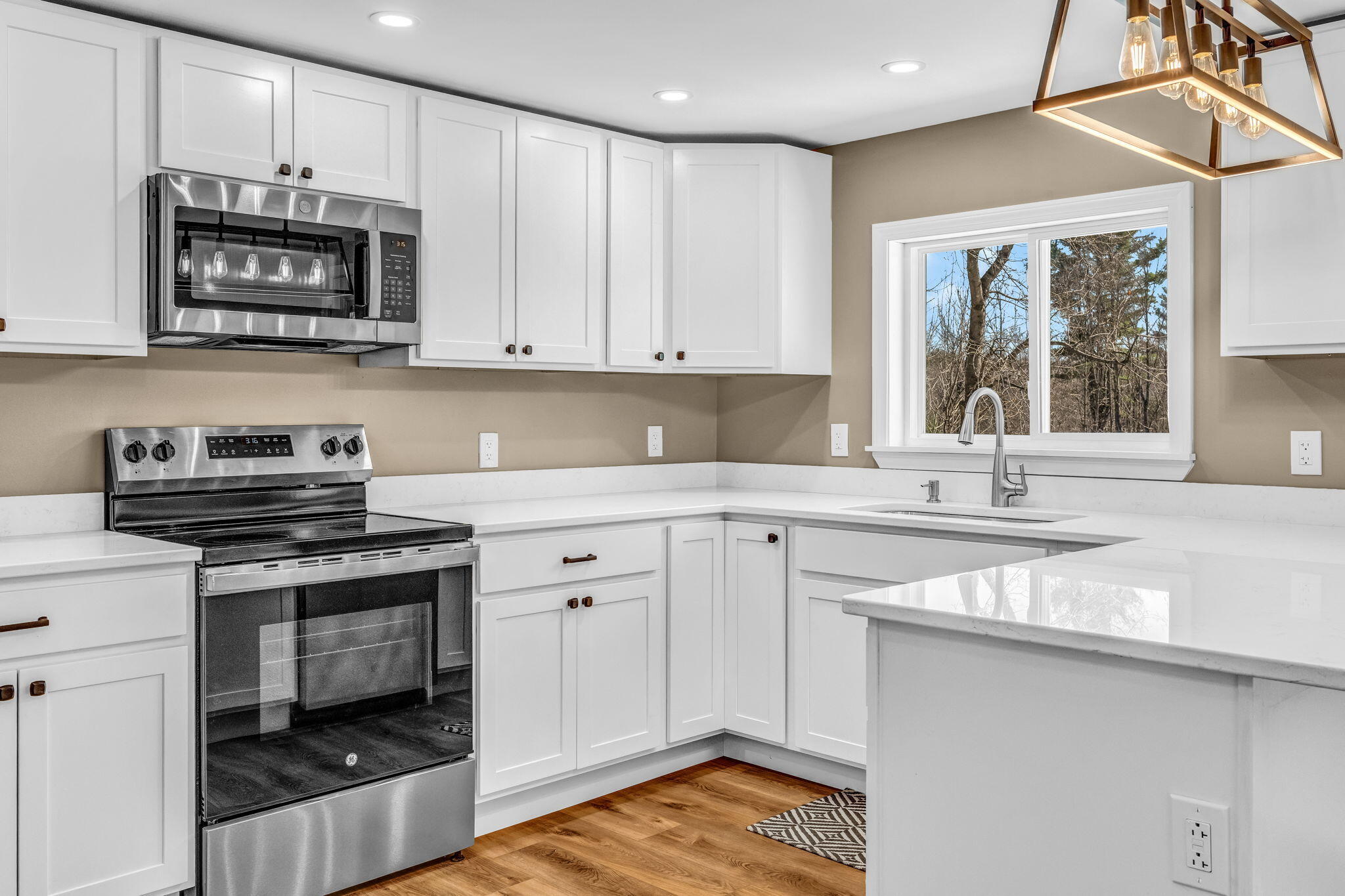 180 Lawrence Street Dover-foxcroft ME 04426