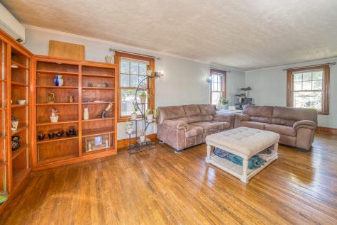 23 Pond Street Bucksport ME 04416