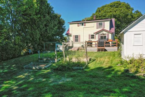 23 Pond Street Bucksport ME 04416