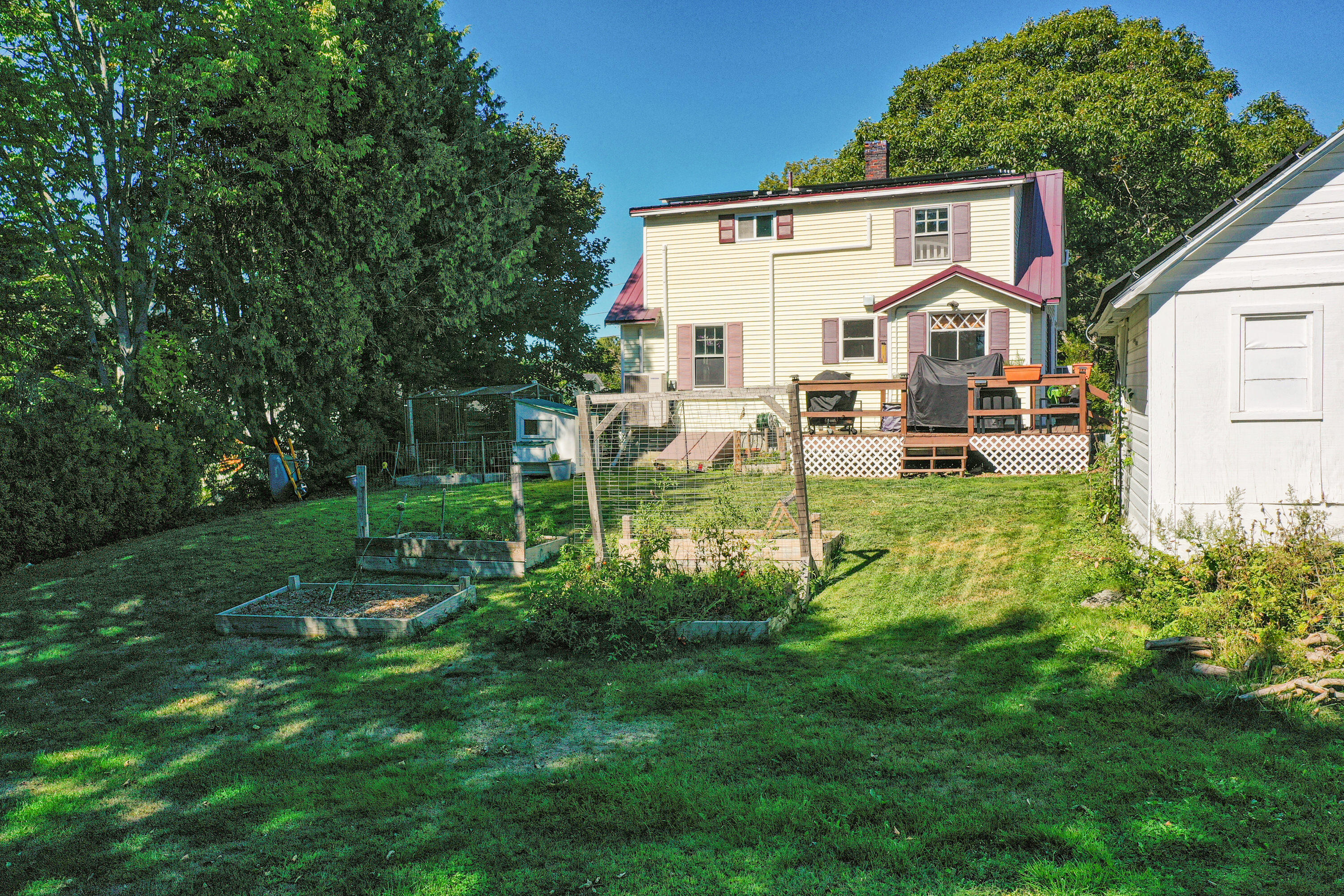 23 Pond Street Bucksport ME 04416