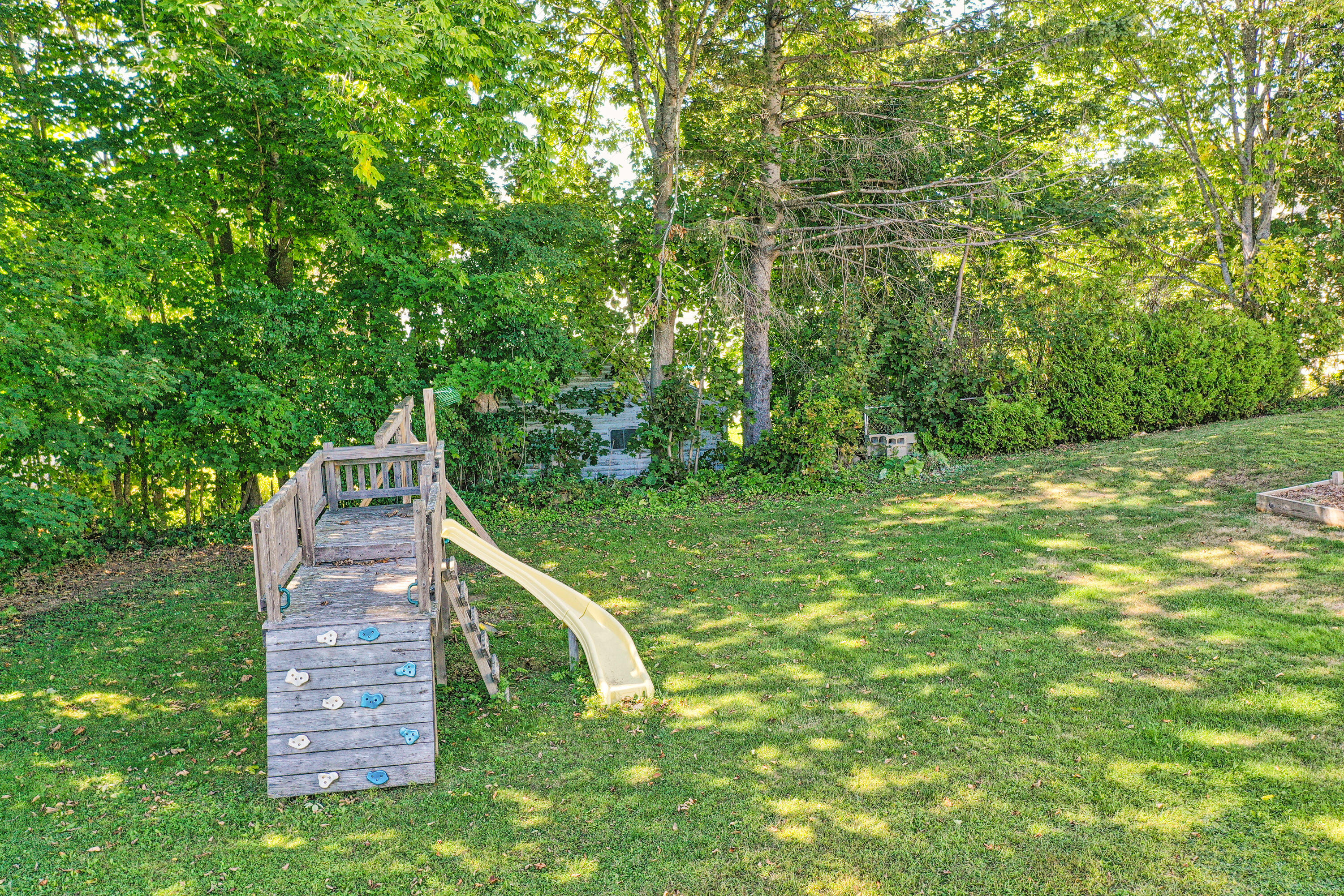 23 Pond Street Bucksport ME 04416