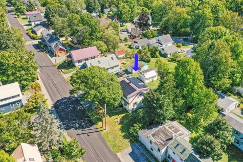 23 Pond Street Bucksport ME 04416