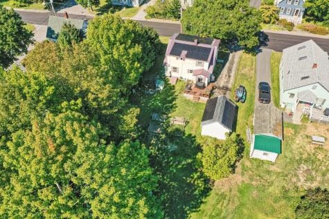 23 Pond Street Bucksport ME 04416