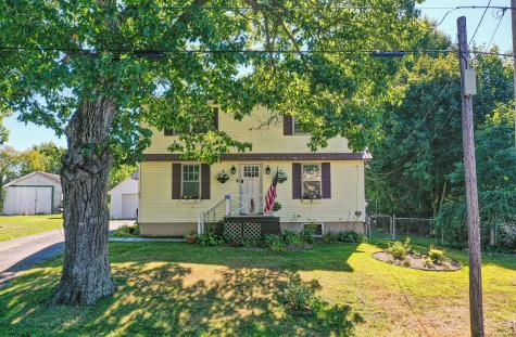 23 Pond Street Bucksport ME 04416