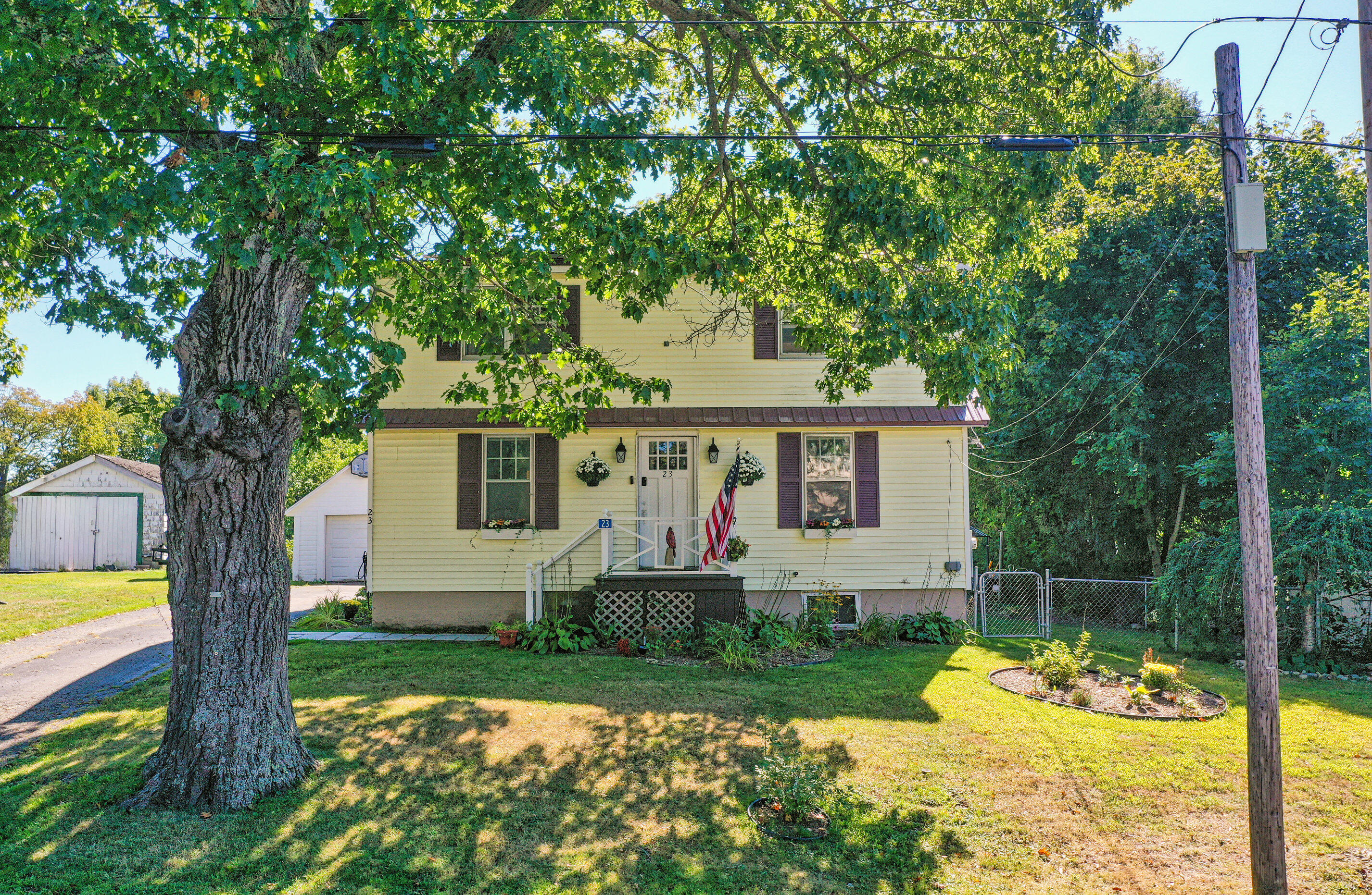 23 Pond Street Bucksport ME 04416