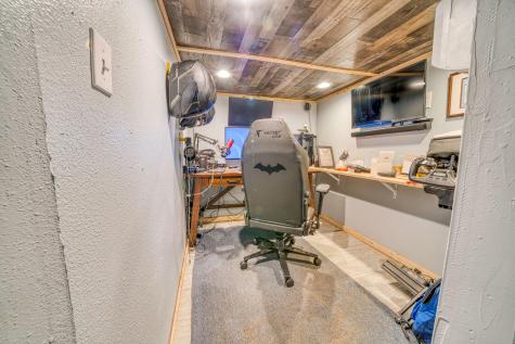 23 Pond Street Bucksport ME 04416