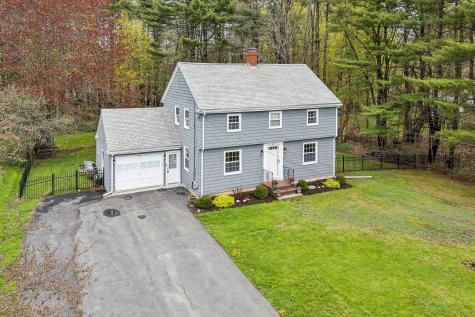 67 Leighton Road Falmouth ME 04105