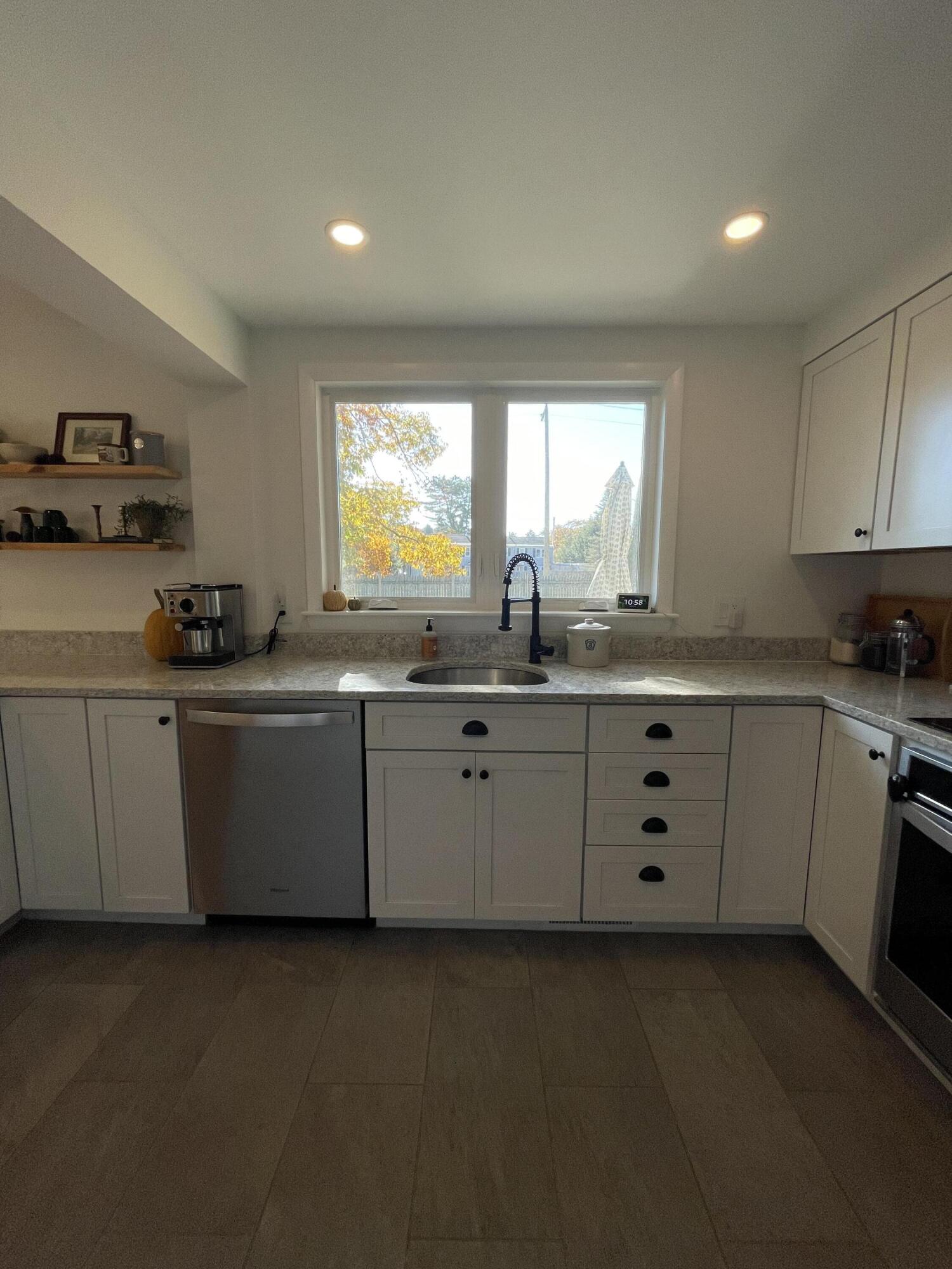 18 Shobe Avenue Brunswick ME 04011