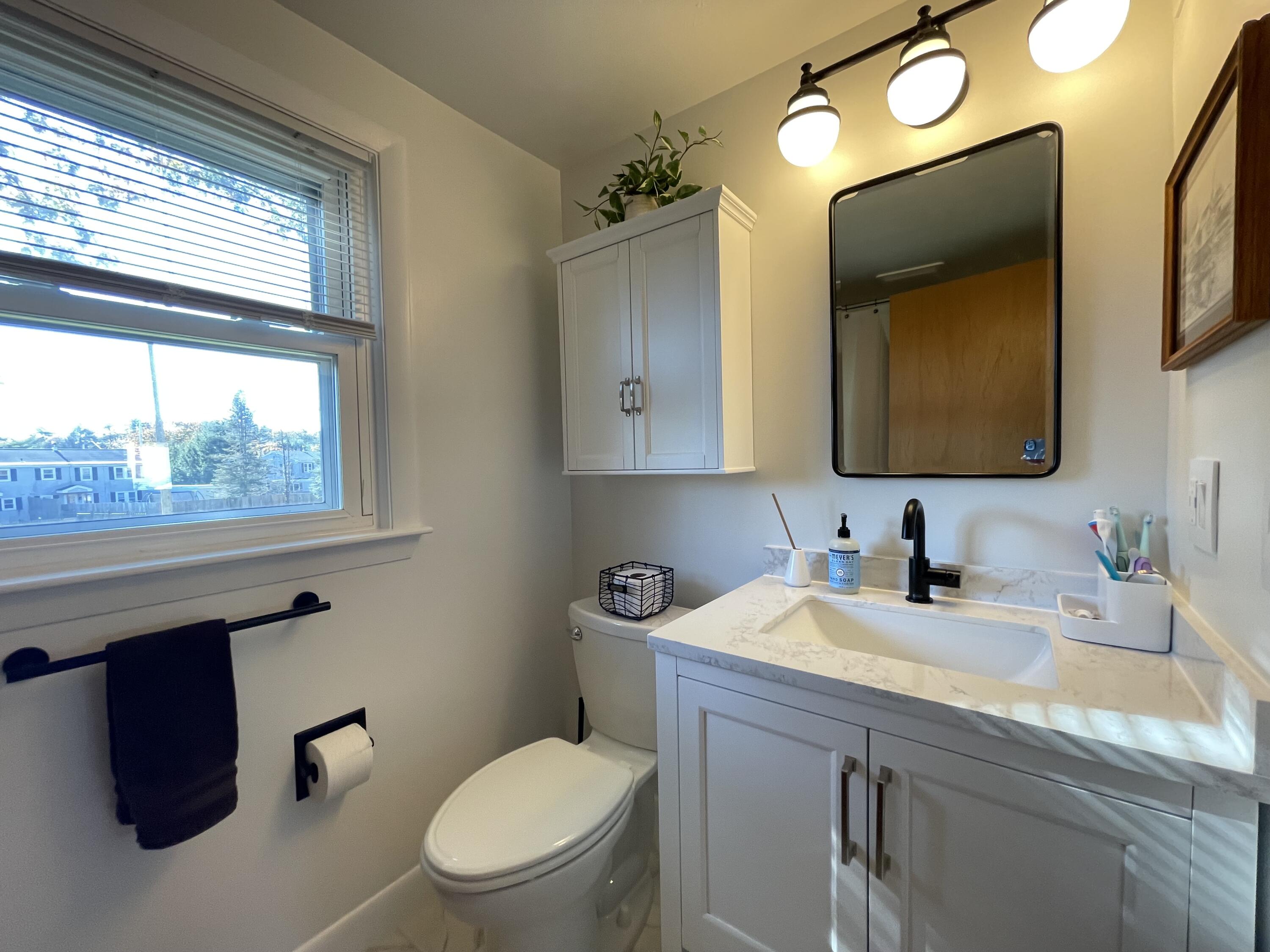 18 Shobe Avenue Brunswick ME 04011