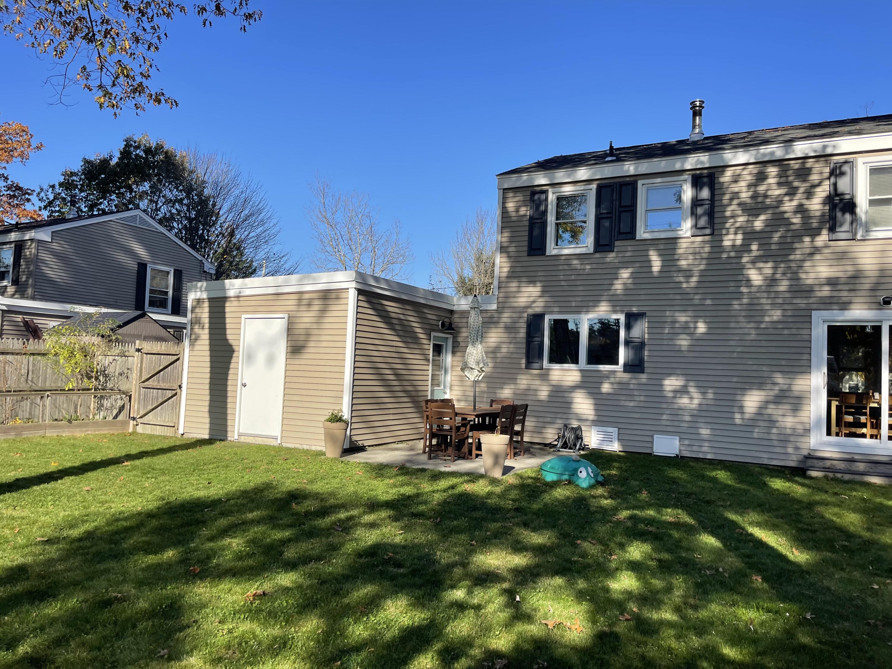 18 Shobe Avenue Brunswick ME 04011