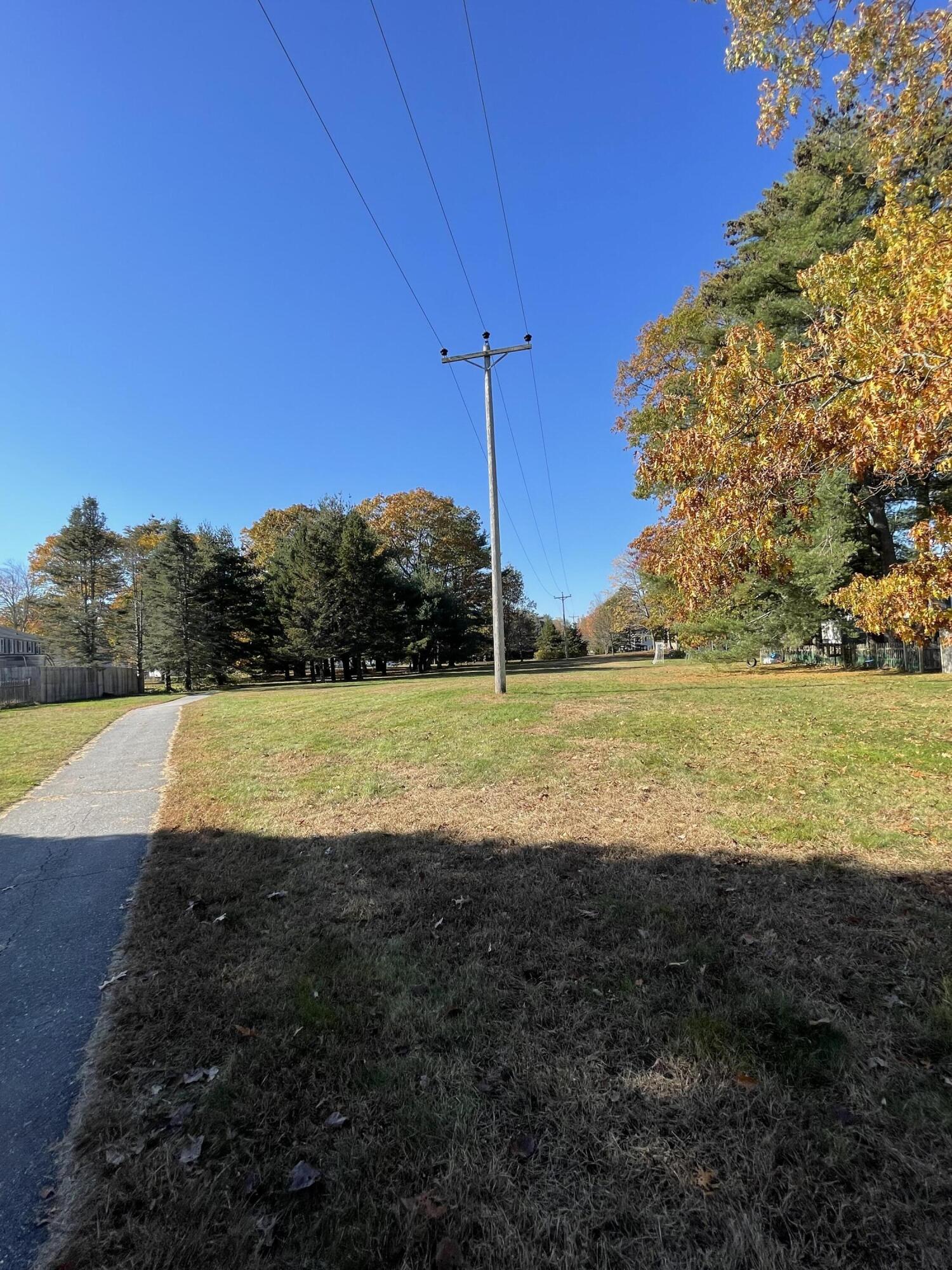 18 Shobe Avenue Brunswick ME 04011