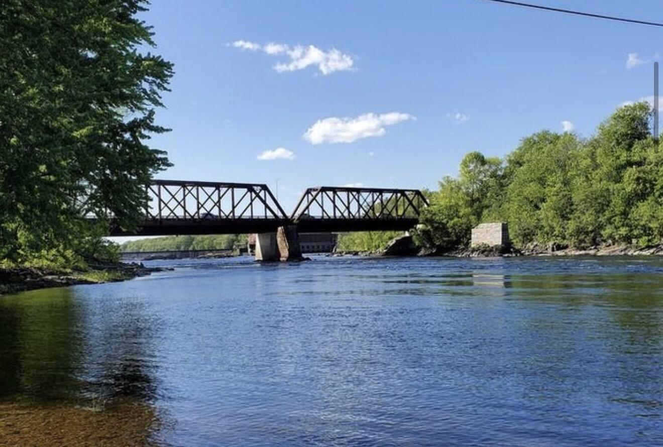 42 Howard Street Old Town ME 04468