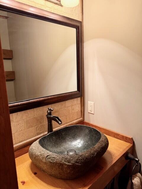 30 Woodhaven Drive Lewiston ME 04240