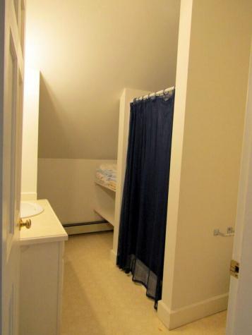 87 Coachman Avenue Auburn ME 04210