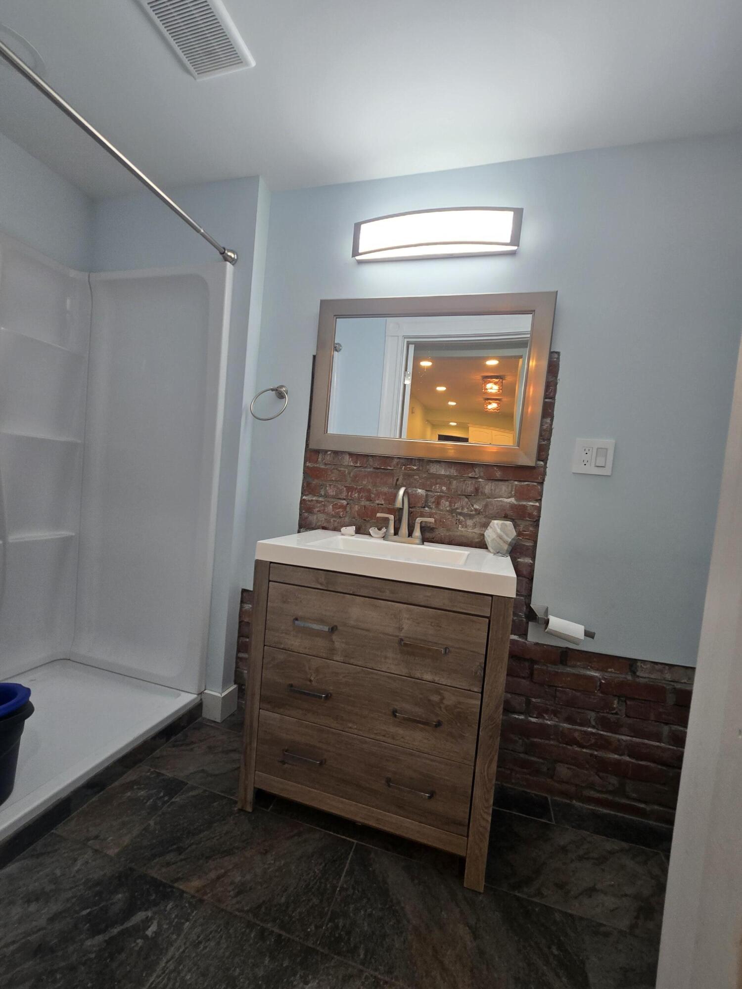 153 Cony Street Augusta ME 04330
