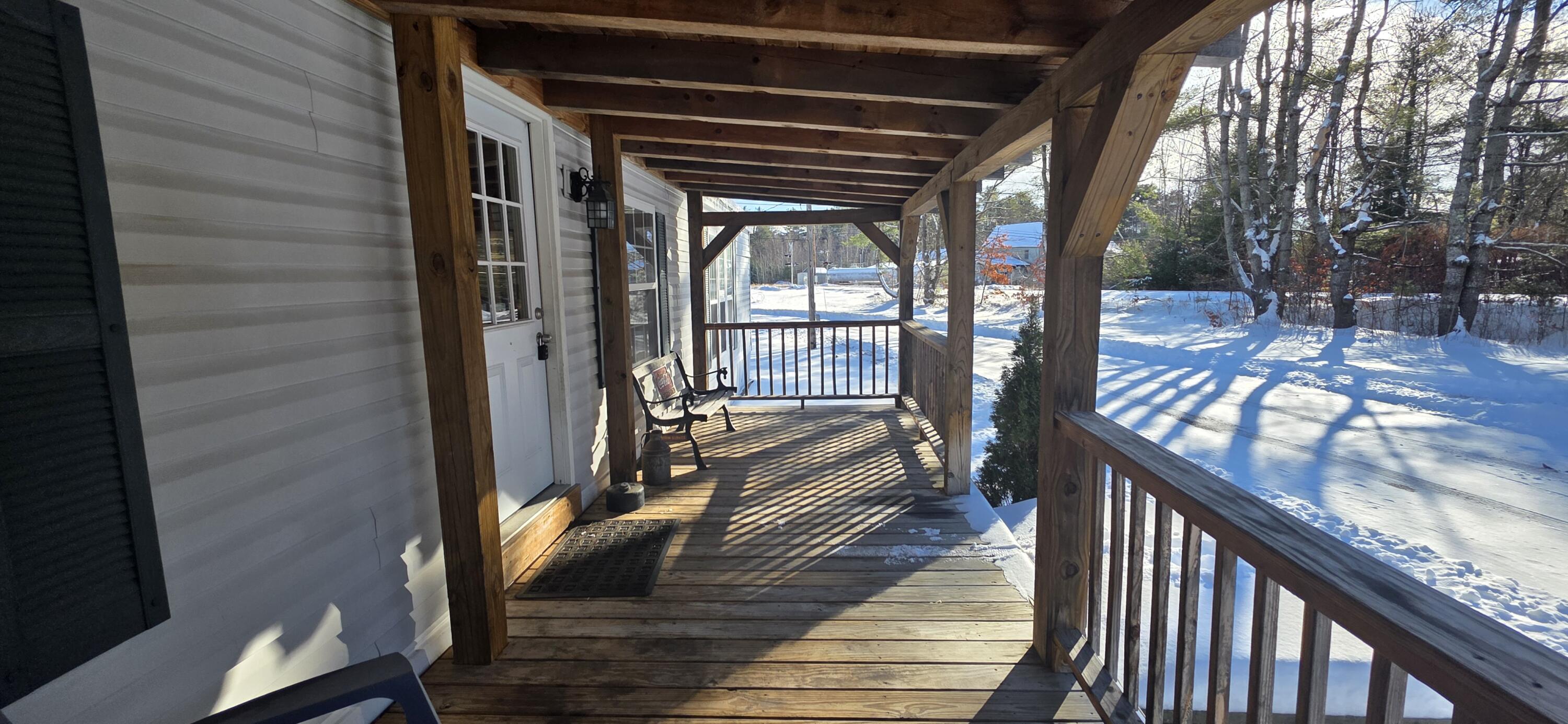 10 E Oxford Road Oxford ME 04270