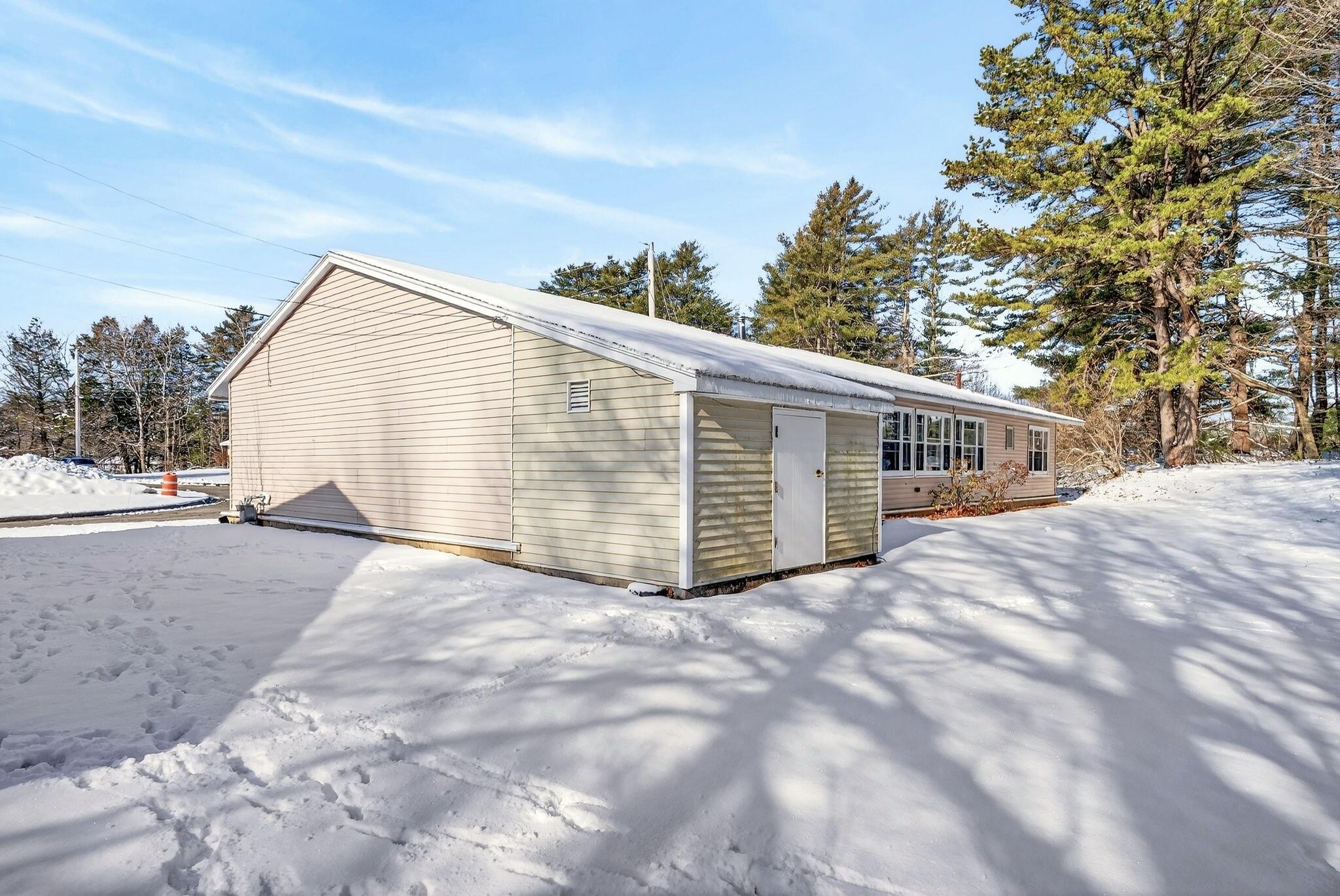 224 Congress Circle Topsham ME 04086