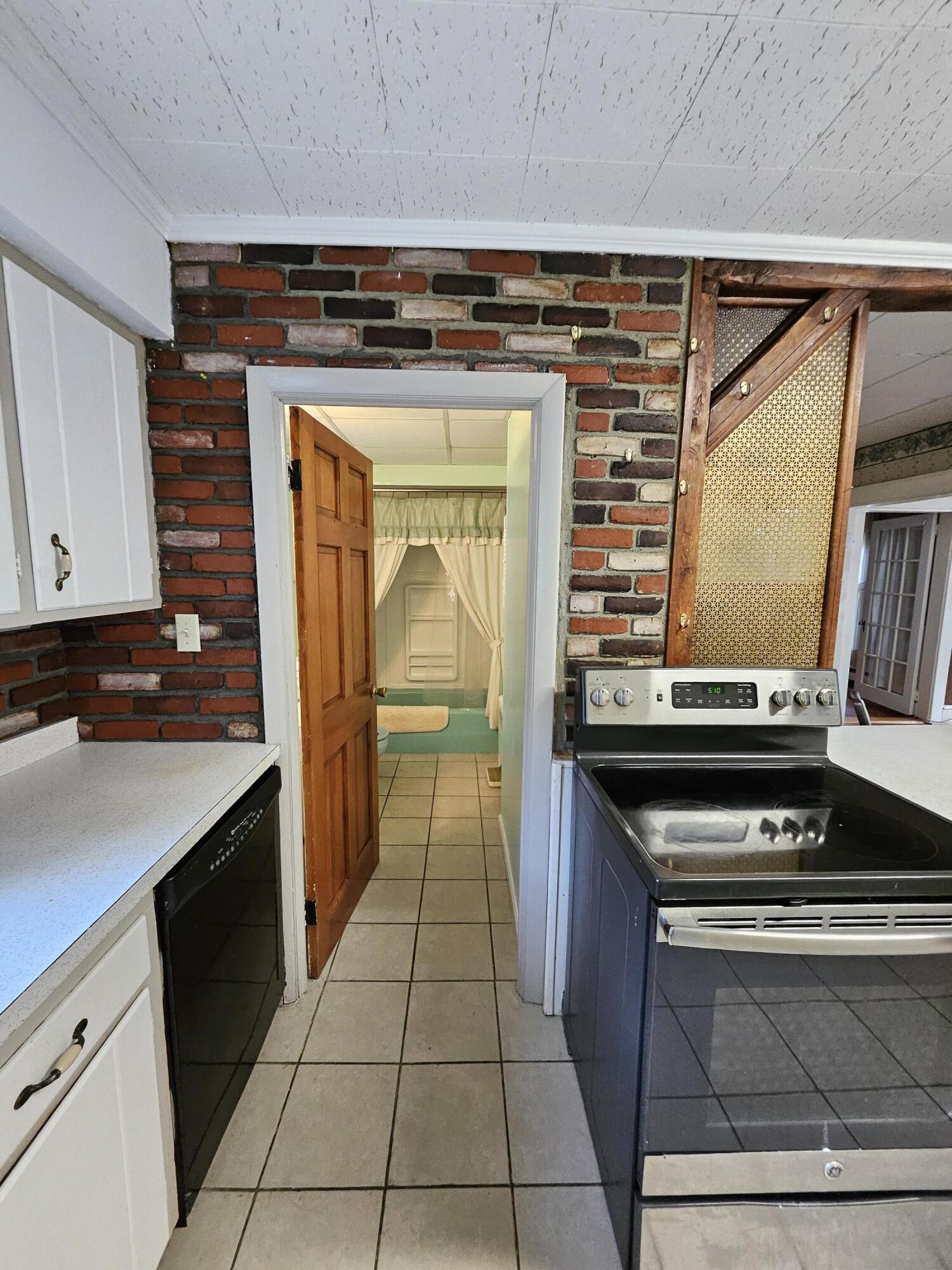 103 4th Street Bangor ME 04401