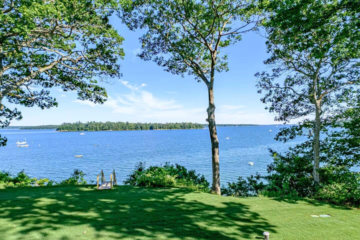 70 Maquoit Drive Freeport ME 04032