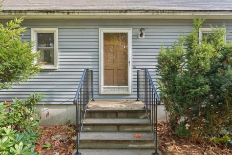 5 W 4th Street North Berwick ME 03906