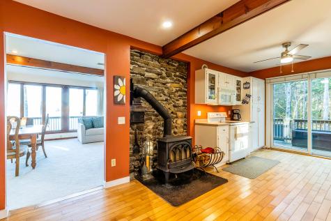 84 Annis Lane Hope ME 04847