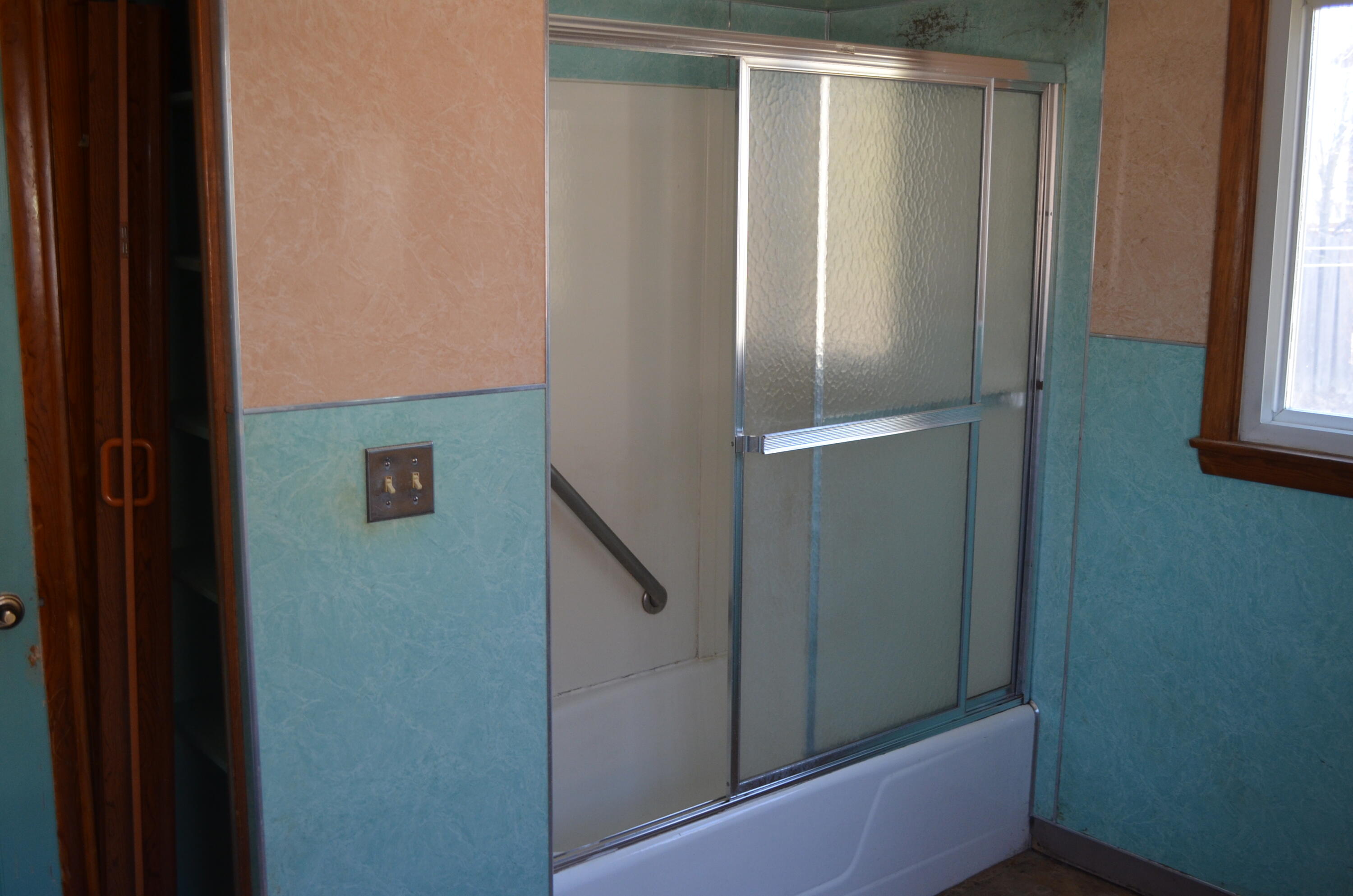 19 Perley Street Lewiston ME 04240