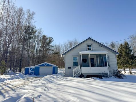 37 Taylor Street Lincoln ME 04457