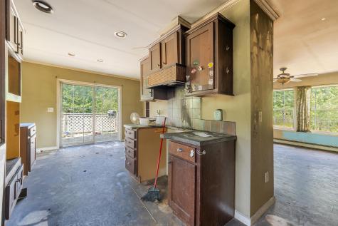 12 Micmac Drive Wiscasset ME 04578