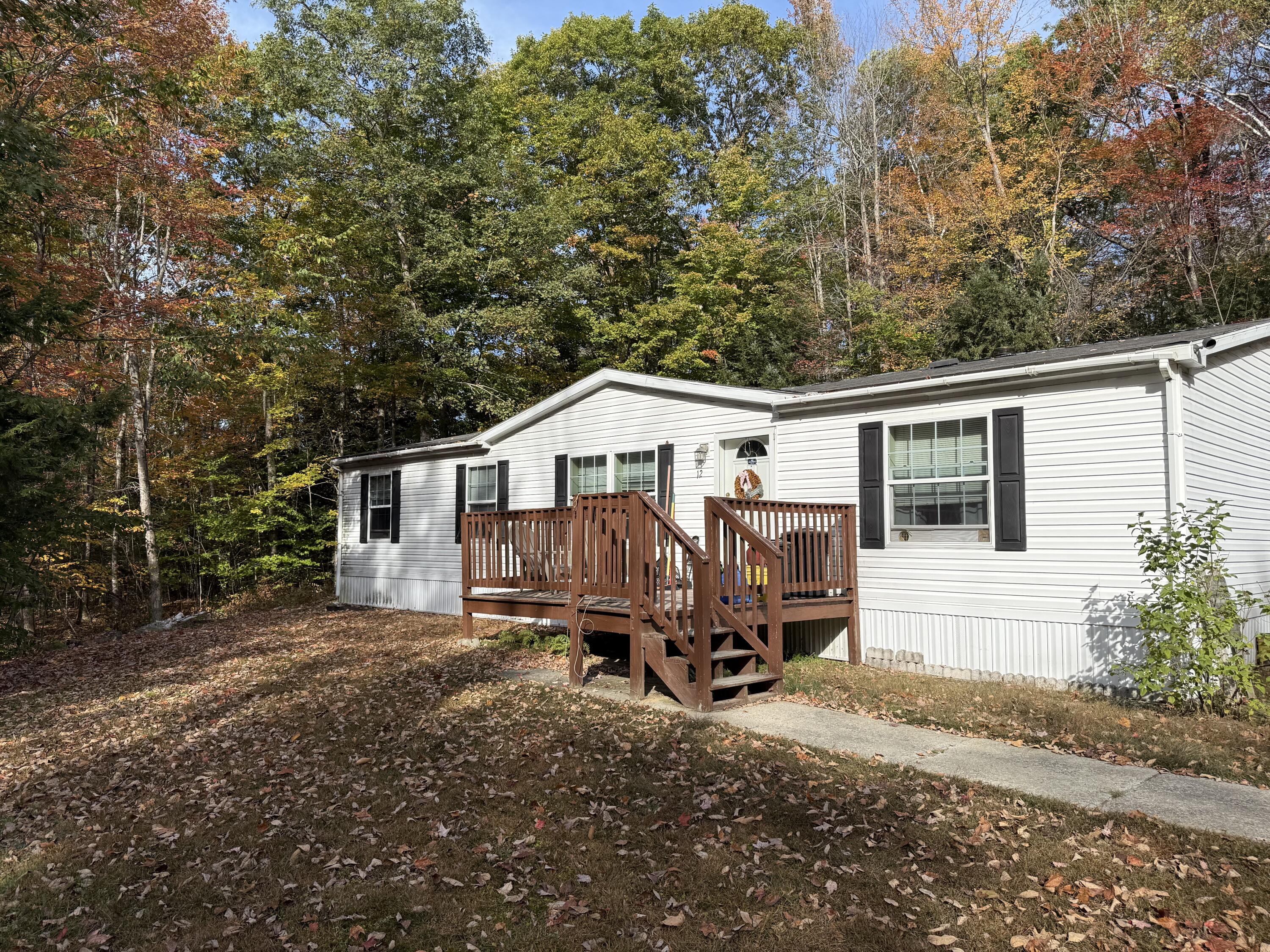 12 Bonang Lane Paris ME 04281