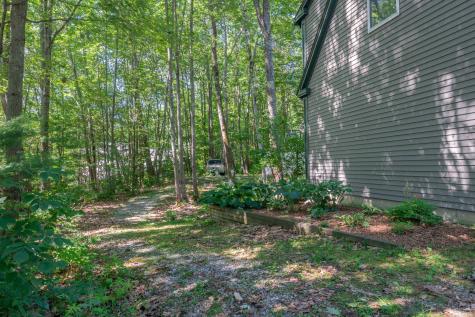 20 Stonecrest Drive Falmouth ME 04105